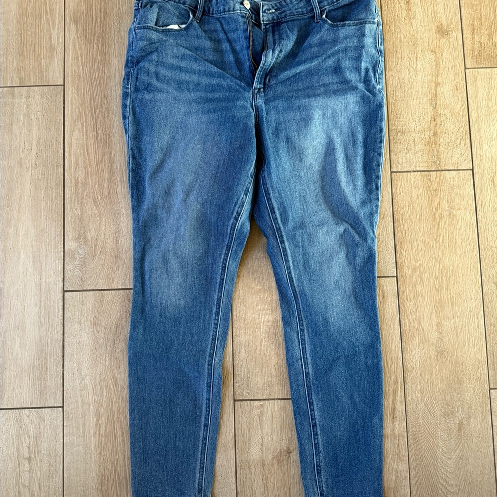 Old Navy Size 16 WOW super skinny Denim Jeans